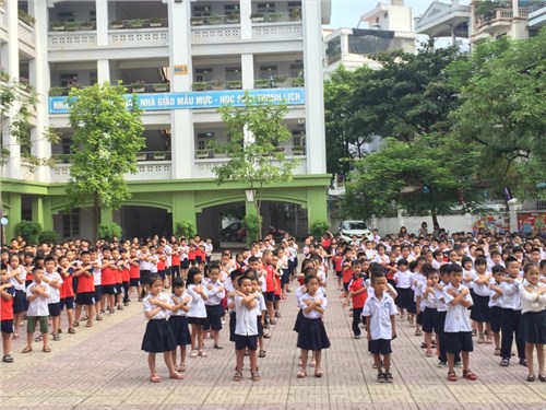 Hoạt động tập thể đầy ý nghĩa của học sinh trường Tiểu học Ái Mộ B